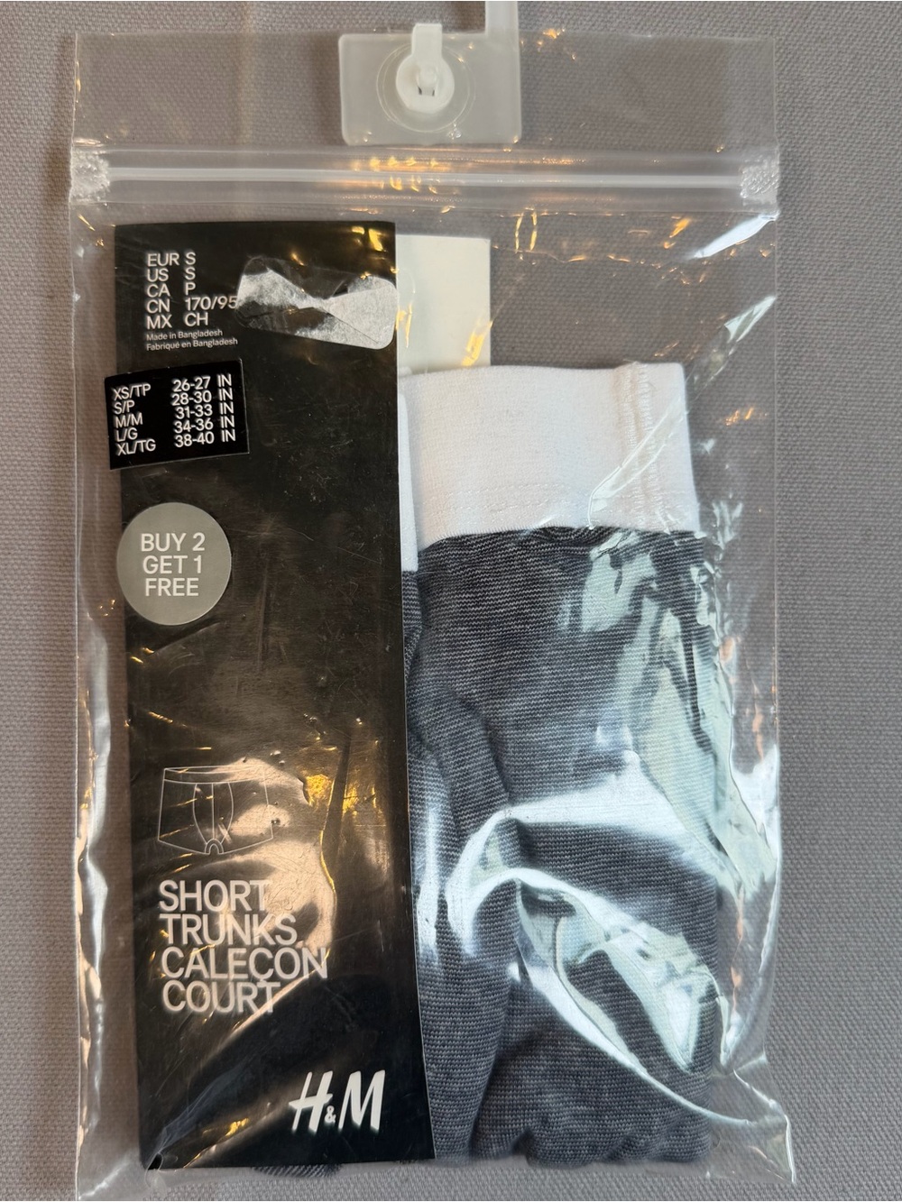 H&M Men’s szS (28-30in) Short Trunks Boxer Briefs in Gray with White Waistband